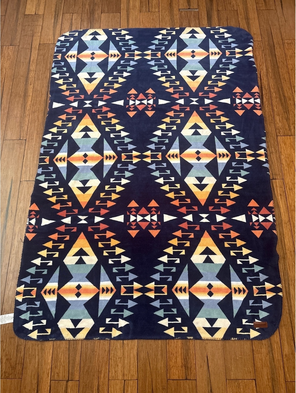Pendleton Geometric Patterned Fleece Throw Blanket 48x70 Southwest Aztec